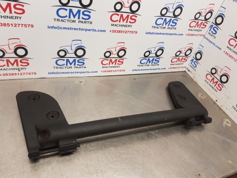 New Holland Case Ts115a,t6.180 T6, Mxu, T6.180 Door Hinge Rhs 87301647, 82028178 - Deur en onderdelen: afbeelding 2 New Holland Case Ts115a,t6.180 T6, Mxu, T6.180 Door Hinge Rhs 87301647, 82028178 - Deur en onderdelen: afbeelding 2