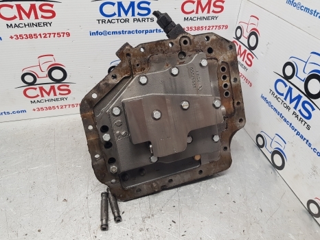 New Holland Case Tsa, T6000 Transmission Control Plate, Valve 47132363, 82021820 - Transmissie: afbeelding 1 New Holland Case Tsa, T6000 Transmission Control Plate, Valve 47132363, 82021820 - Transmissie: afbeelding 1