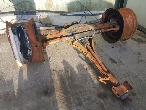 New Holland T5.120 Front Axle 47657847, 47657849, 47800158, 47525228, 47805051 - Vooras: afbeelding 2 New Holland T5.120 Front Axle 47657847, 47657849, 47800158, 47525228, 47805051 - Vooras: afbeelding 2