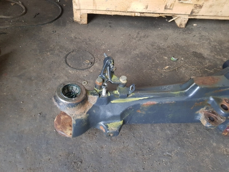 New Holland T6.180 Case Maxxum Front Axle Housing 87633183, 87633190, 87555903 - Vooras: afbeelding 2 New Holland T6.180 Case Maxxum Front Axle Housing 87633183, 87633190, 87555903 - Vooras: afbeelding 2