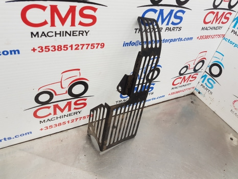 New Holland Tm155, Tm Case Mxm Engine Guard Grille 87382751, 82010043 - Rooster: afbeelding 2 New Holland Tm155, Tm Case Mxm Engine Guard Grille 87382751, 82010043 - Rooster: afbeelding 2