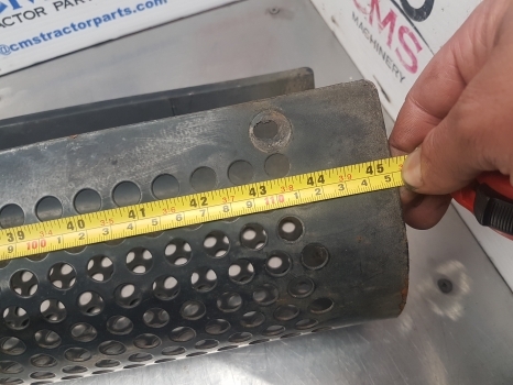 New Holland Ts115a, Tsa, T6000, Casse, Maxxum, Mxu, Silencer Shield 82035358 - Uitlaatsysteem: afbeelding 4 New Holland Ts115a, Tsa, T6000, Casse, Maxxum, Mxu, Silencer Shield 82035358 - Uitlaatsysteem: afbeelding 4