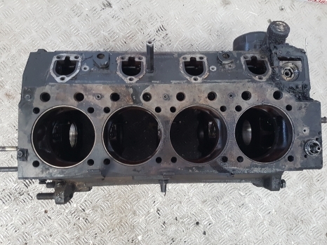Same Explorer 65, 70 75, 80 Engine Crankcase Block 065.1110.0, 9.06599.41.3 - Carter voor Tractor: afbeelding 2 Same Explorer 65, 70 75, 80 Engine Crankcase Block 065.1110.0, 9.06599.41.3 - Carter voor Tractor: afbeelding 2