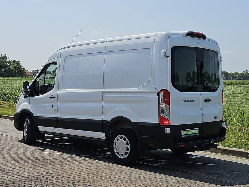 Ford Transit 2.0 L2H2 Navi Euro6 AC! - Gesloten bestelwagen: afbeelding 5 Ford Transit 2.0 L2H2 Navi Euro6 AC! - Gesloten bestelwagen: afbeelding 5