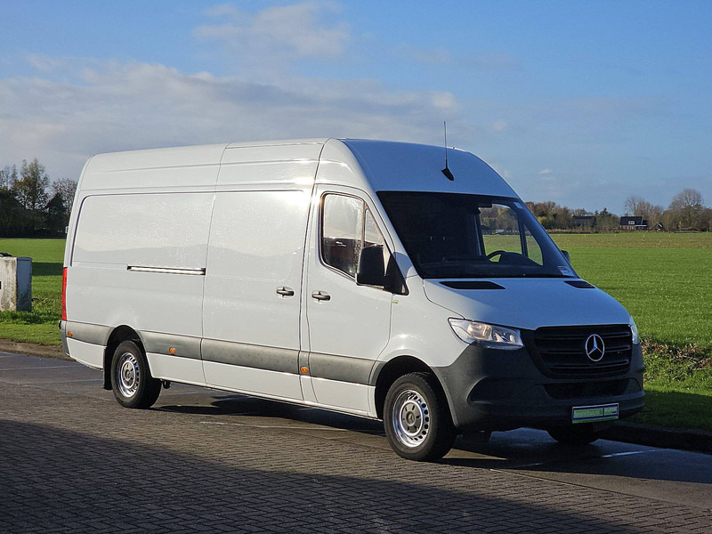 Mercedes-Benz Sprinter 316 L3H2 Mbux Automaat! - Gesloten bestelwagen: afbeelding 4 Mercedes-Benz Sprinter 316 L3H2 Mbux Automaat! - Gesloten bestelwagen: afbeelding 4