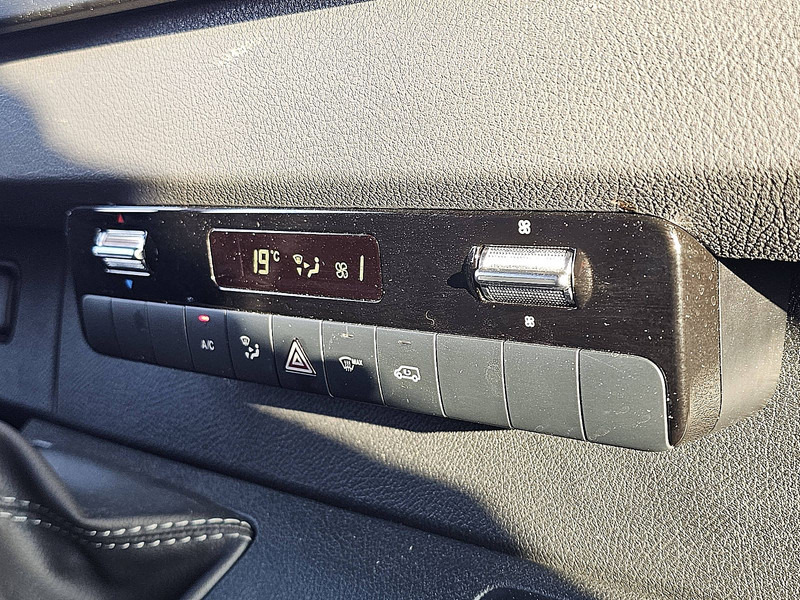 Bestelwagen gesloten laadbak Mercedes-Benz Sprinter 317 Bakwagen Laadklep!: afbeelding 10 Bestelwagen gesloten laadbak Mercedes-Benz Sprinter 317 Bakwagen Laadklep!: afbeelding 10