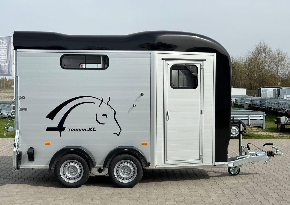 CHEVAL LIBERTÉ Touring Country XL przyczepa na dwa konie | duża siodlarnia | drzwi boczne | rampa przednia | 387×179 cm | ALUMINIOWA | Debon | dostawa | mocna i solidna | - Paardentrailer: afbeelding 2 CHEVAL LIBERTÉ Touring Country XL przyczepa na dwa konie | duża siodlarnia | drzwi boczne | rampa przednia | 387×179 cm | ALUMINIOWA | Debon | dostawa | mocna i solidna | - Paardentrailer: afbeelding 2
