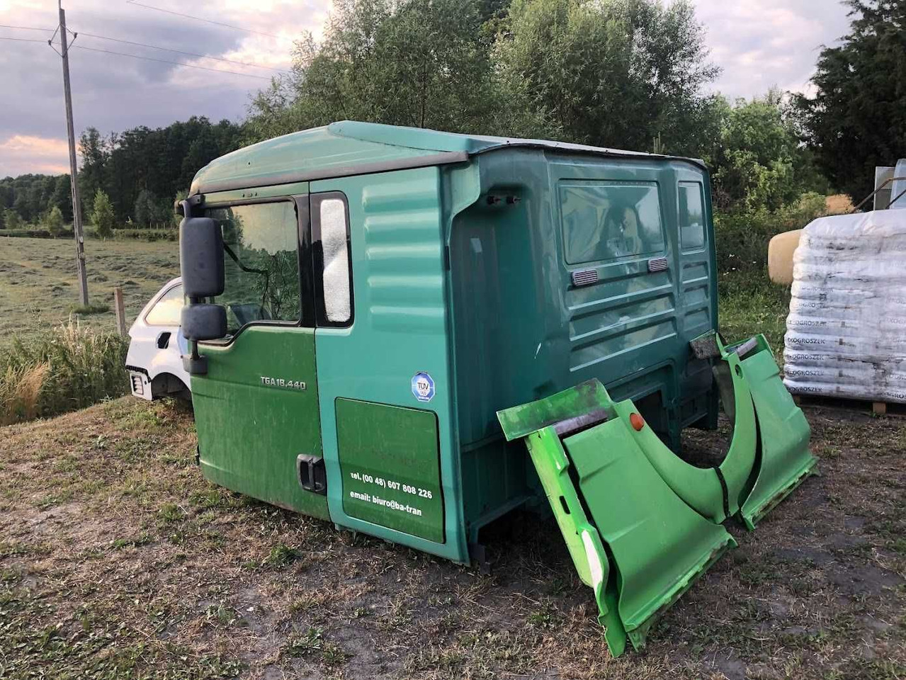 Kabina niska do MAN TGA , 2007 r - Cabine voor Vrachtwagen: afbeelding 1 Kabina niska do MAN TGA , 2007 r - Cabine voor Vrachtwagen: afbeelding 1