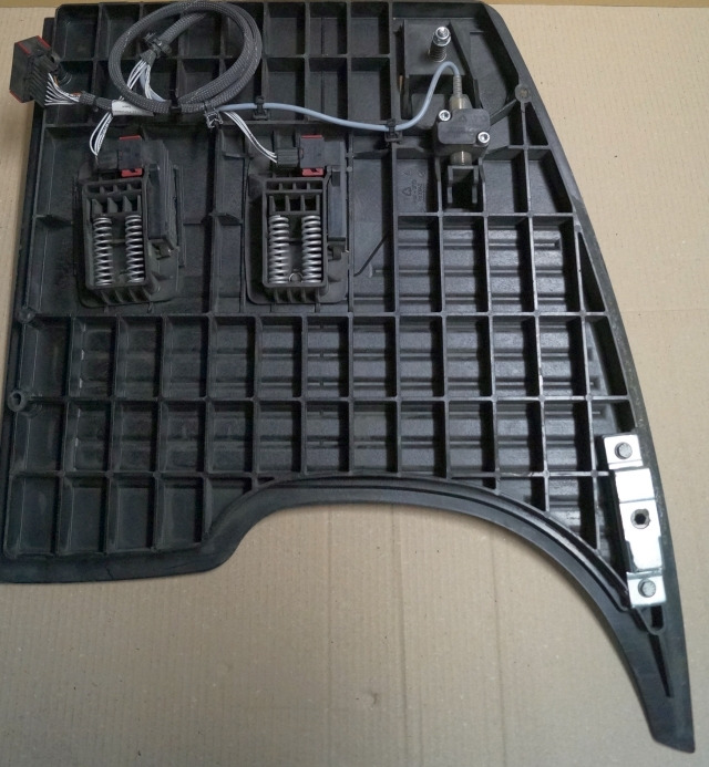Jungheinrich 51189782 | Vloerplaat Floorplate ETV from Year 2011 Driving pedal 5 Vloerplaat Floorplate ETV from Year 2011 Driving pedal 51443197 Brake pedal 51198398 Kill switch 51188550 kabel 51178968 - Frame/ Chassis voor Intern transport: afbeelding 2 Jungheinrich 51189782 | Vloerplaat Floorplate ETV from Year 2011 Driving pedal 5 Vloerplaat Floorplate ETV from Year 2011 Driving pedal 51443197 Brake pedal 51198398 Kill switch 51188550 kabel 51178968 - Frame/ Chassis voor Intern transport: afbeelding 2