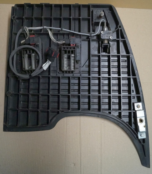 Jungheinrich 51189782 | Vloerplaat Floorplate ETV from Year 2011 Driving pedal 5 Vloerplaat Floorplate ETV from Year 2011 Driving pedal 51443197 Brake pedal 51198398 Kill switch 51188550 kabel 51178968 - Frame/ Chassis voor Intern transport: afbeelding 2 Jungheinrich 51189782 | Vloerplaat Floorplate ETV from Year 2011 Driving pedal 5 Vloerplaat Floorplate ETV from Year 2011 Driving pedal 51443197 Brake pedal 51198398 Kill switch 51188550 kabel 51178968 - Frame/ Chassis voor Intern transport: afbeelding 2