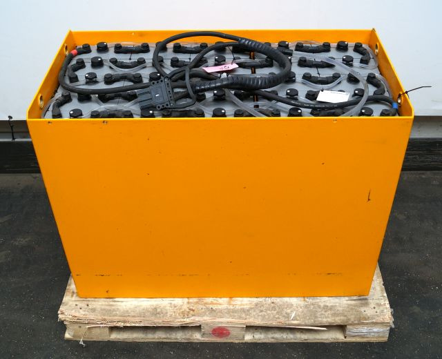 Jungheinrich unknown | Battery 48V775Ah 48 5PZS775 Year 2022 weight 1119 kg sn. - Batterij voor Intern transport: afbeelding 1 Jungheinrich unknown | Battery 48V775Ah 48 5PZS775 Year 2022 weight 1119 kg sn. - Batterij voor Intern transport: afbeelding 1