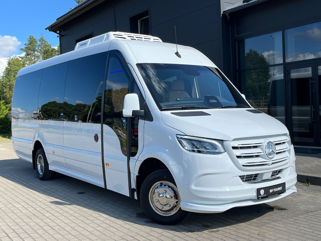 Mercedes-Benz Sprinter 519 TOURIST XL / 21 to 24 Seats / NEW! - Minibus, Personenvervoer: afbeelding 1 Mercedes-Benz Sprinter 519 TOURIST XL / 21 to 24 Seats / NEW! - Minibus, Personenvervoer: afbeelding 1