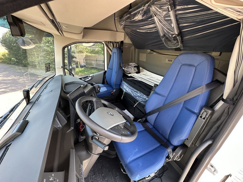 Trekker Volvo Volvo FH 500 4x2 ACC I-PARK COOL NEW MODEL FH 500 4x2: afbeelding 12 Trekker Volvo Volvo FH 500 4x2 ACC I-PARK COOL NEW MODEL FH 500 4x2: afbeelding 12