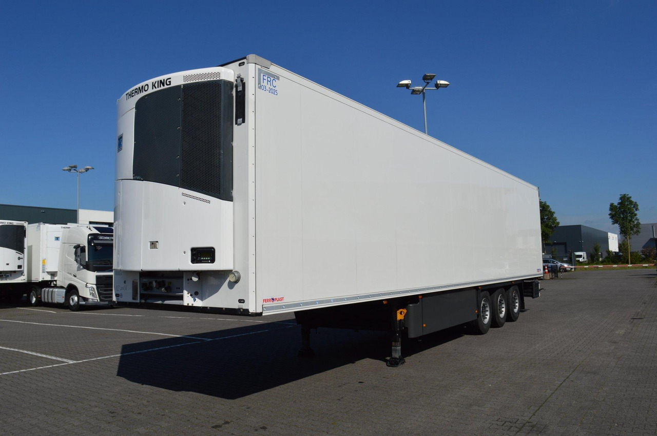 Schmitz Cargobull SKO FP 45 ThermoKing SLXi 300 - Koelwagen oplegger: afbeelding 1 Schmitz Cargobull SKO FP 45 ThermoKing SLXi 300 - Koelwagen oplegger: afbeelding 1