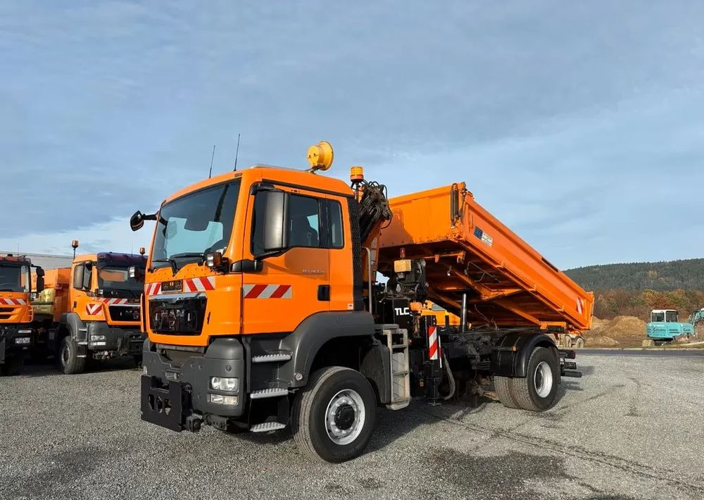 MAN TGS 18.320/ 4x4 / Euro4 /Wywrotka trójstronna Meiller +Kran Atlas TLC 82.2 +sterowanie radiowe – Przystosowany do pracy zimą — odśnieżanie, posypywanie, pług - Kipper vrachtwagen: afbeelding 2 MAN TGS 18.320/ 4x4 / Euro4 /Wywrotka trójstronna Meiller +Kran Atlas TLC 82.2 +sterowanie radiowe – Przystosowany do pracy zimą — odśnieżanie, posypywanie, pług - Kipper vrachtwagen: afbeelding 2