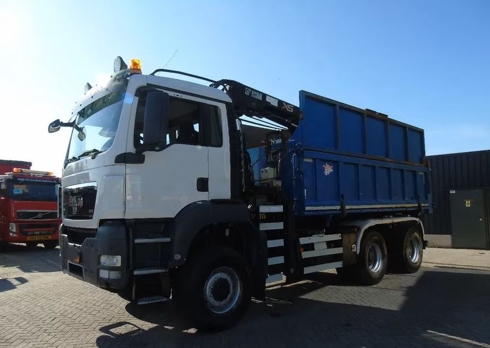 MAN TGS 26.400 6x6 – Wywrotka 3-stronna Meiller + Żuraw HIAB 166 E3 HIPRO – 429.222 km – Euro 4 - Kipper vrachtwagen, Kraanwagen: afbeelding 2 MAN TGS 26.400 6x6 – Wywrotka 3-stronna Meiller + Żuraw HIAB 166 E3 HIPRO – 429.222 km – Euro 4 - Kipper vrachtwagen, Kraanwagen: afbeelding 2