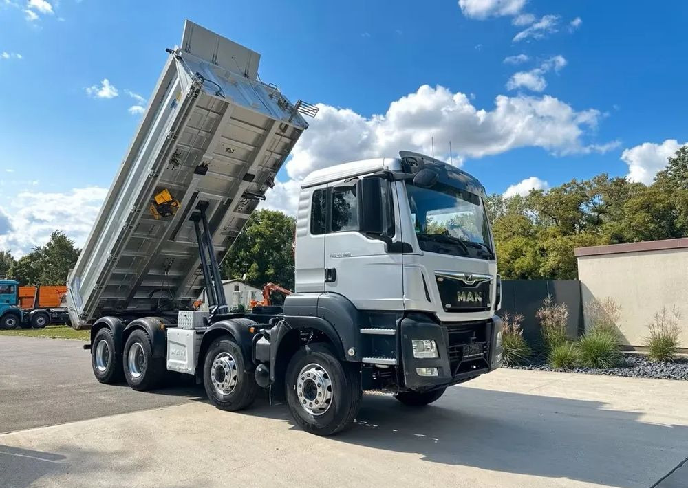 MAN TGS 41.500 8x4 – wywrotka 3-stronna MEILLER + Bordmatic +Retarder +Euro6 - Kipper vrachtwagen: afbeelding 2 MAN TGS 41.500 8x4 – wywrotka 3-stronna MEILLER + Bordmatic +Retarder +Euro6 - Kipper vrachtwagen: afbeelding 2