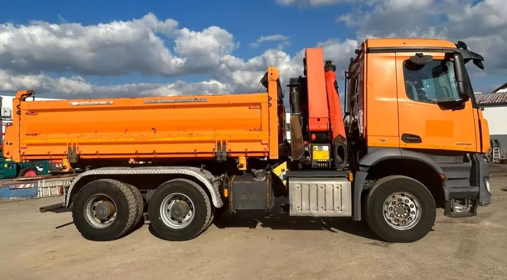 Mercedes-Benz Arocs 2648/3 – 3-stronny wywrotka Meiller / Żuraw Palfinger PK23002 / 2x BORDMATIK / Automatyczna - Kipper vrachtwagen: afbeelding 5 Mercedes-Benz Arocs 2648/3 – 3-stronny wywrotka Meiller / Żuraw Palfinger PK23002 / 2x BORDMATIK / Automatyczna - Kipper vrachtwagen: afbeelding 5