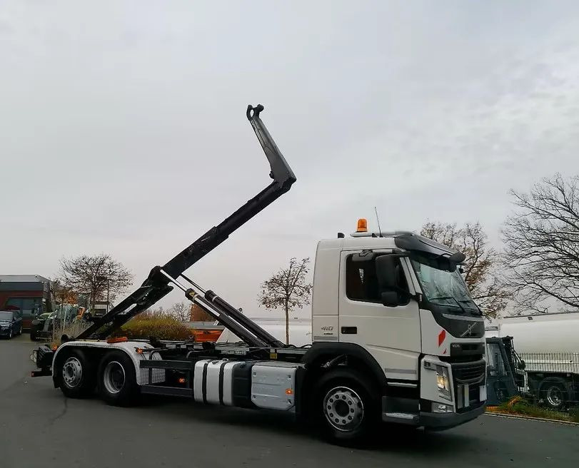 Volvo FM 410 • 6x2 • Meiller z systemem HDS (roll-off) • Euro 6 • Przebieg 251235 km • - Haakarmsysteem vrachtwagen: afbeelding 2 Volvo FM 410 • 6x2 • Meiller z systemem HDS (roll-off) • Euro 6 • Przebieg 251235 km • - Haakarmsysteem vrachtwagen: afbeelding 2