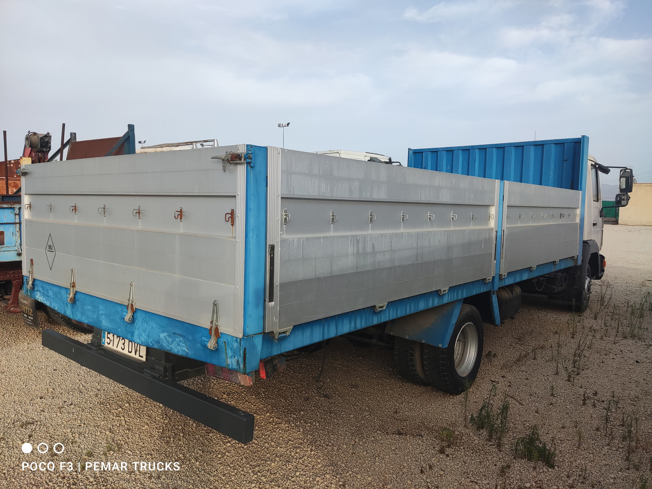 MAN L2000 - Vrachtwagen met open laadbak: afbeelding 4 MAN L2000 - Vrachtwagen met open laadbak: afbeelding 4