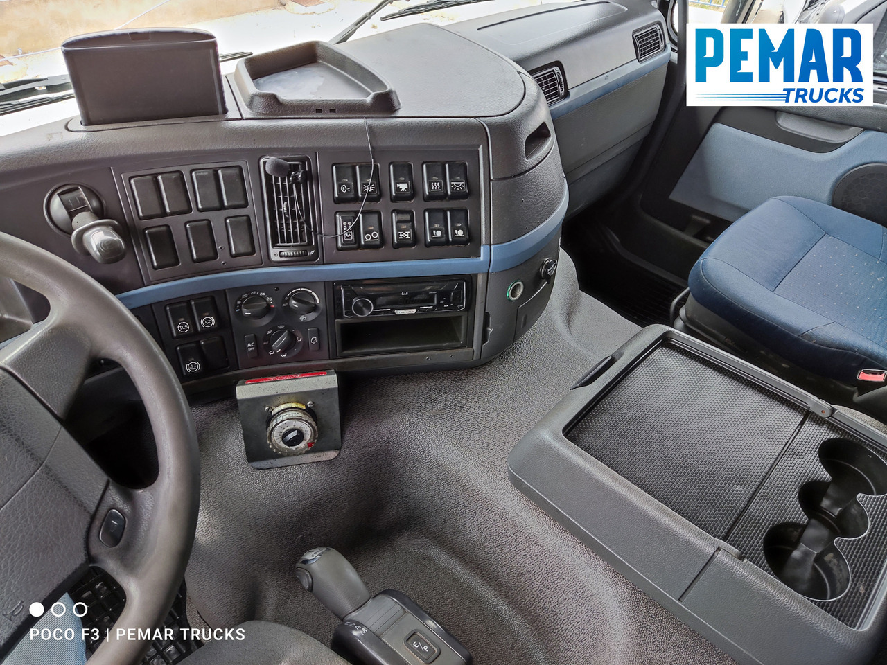 Kipper vrachtwagen VOLVO FM 440 6X4 DUMPER / BASCULANTE: afbeelding 35 Kipper vrachtwagen VOLVO FM 440 6X4 DUMPER / BASCULANTE: afbeelding 35