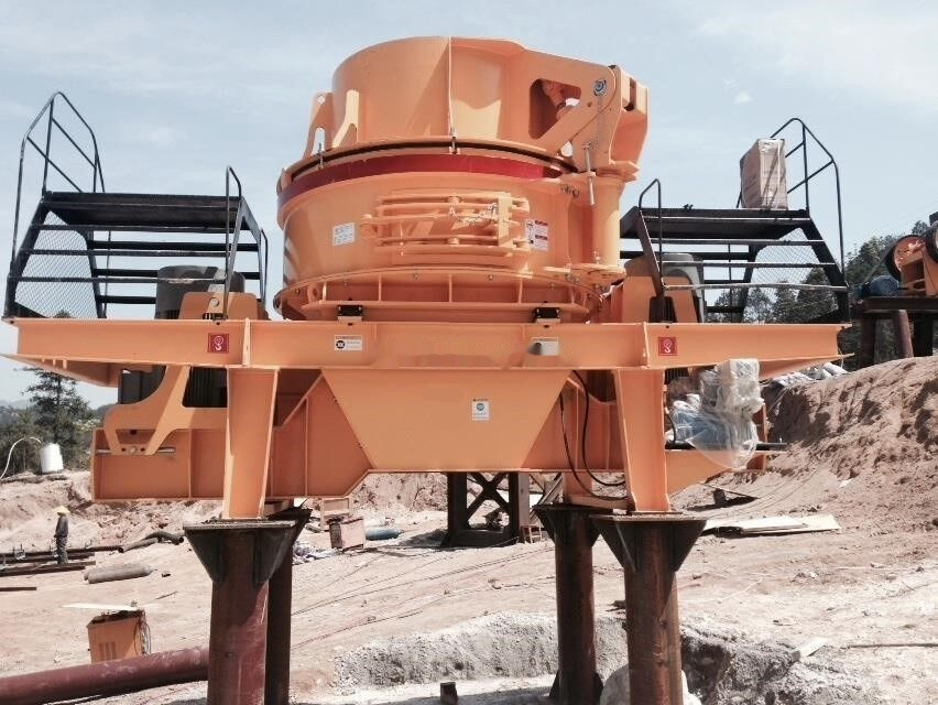Kinglink KL10 Vertical Shaft Impact Crusher | 100TPH - Slagbreker: afbeelding 1 Kinglink KL10 Vertical Shaft Impact Crusher | 100TPH - Slagbreker: afbeelding 1