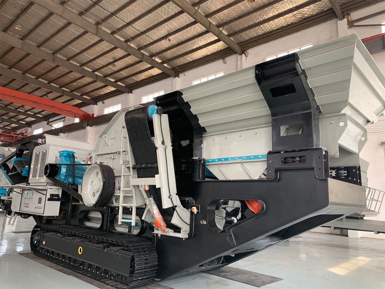 Kinglink KL3S2160F1315 Mobile Impact Crusher - Mobiele breker: afbeelding 5 Kinglink KL3S2160F1315 Mobile Impact Crusher - Mobiele breker: afbeelding 5