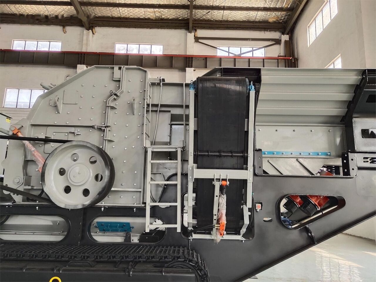 Kinglink KL3S2160F1315 Mobile Impact Crusher - Mobiele breker: afbeelding 3 Kinglink KL3S2160F1315 Mobile Impact Crusher - Mobiele breker: afbeelding 3