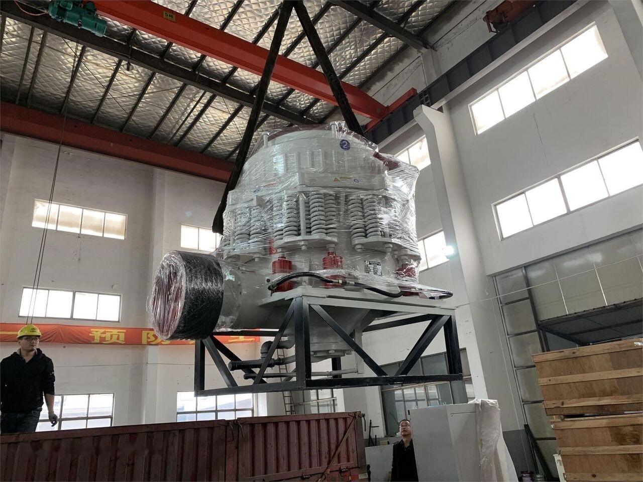 Kinglink KLC1000 Symons 3ft SH STD Cone Crusher - Kegelbreker: afbeelding 1 Kinglink KLC1000 Symons 3ft SH STD Cone Crusher - Kegelbreker: afbeelding 1