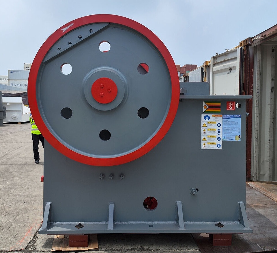 Kinglink PE600x900 (24"x36") Primary jaw Crusher for Hard Stone - Kaakbreker: afbeelding 1 Kinglink PE600x900 (24"x36") Primary jaw Crusher for Hard Stone - Kaakbreker: afbeelding 1