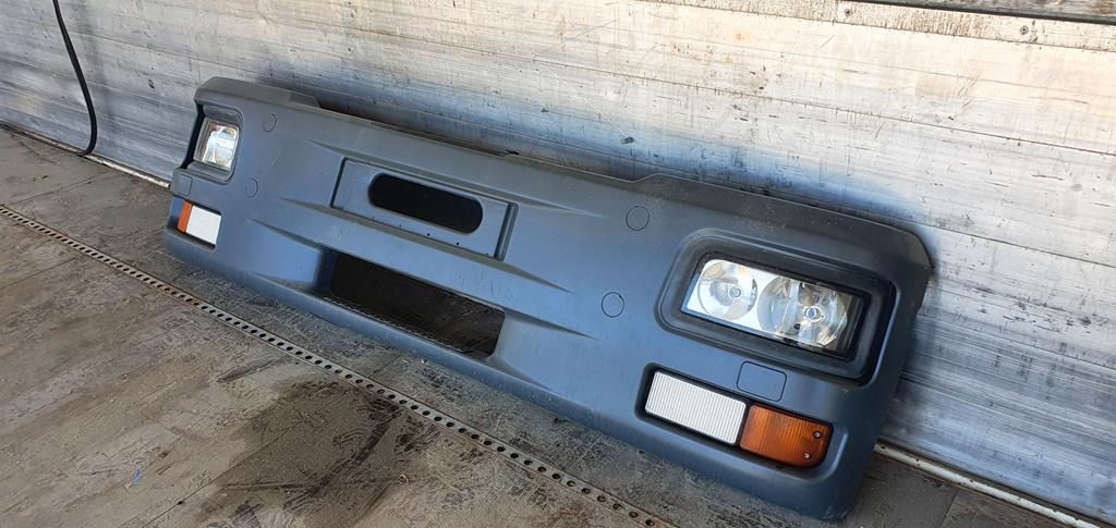 MAN TGL - Bumper voor Vrachtwagen: afbeelding 2 MAN TGL - Bumper voor Vrachtwagen: afbeelding 2