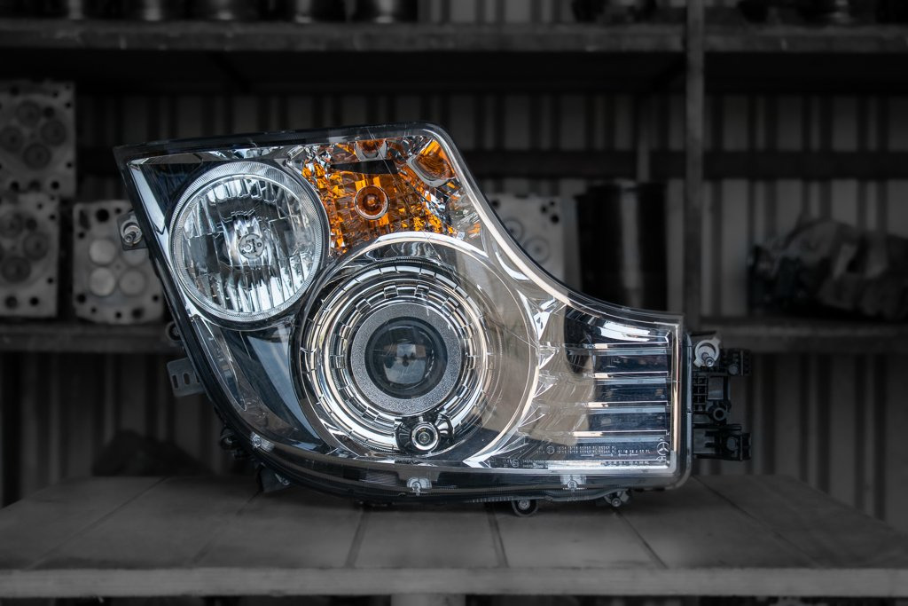MERCEDES-BENZ ACTROS MP IV EURO VI XENON HEADLIGHT - FRONT - PASSENGER - Koplamp voor Vrachtwagen: afbeelding 1 MERCEDES-BENZ ACTROS MP IV EURO VI XENON HEADLIGHT - FRONT - PASSENGER - Koplamp voor Vrachtwagen: afbeelding 1