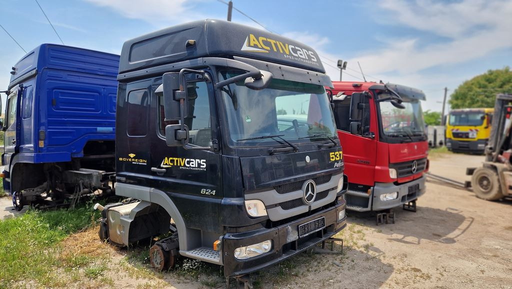 MERCEDES-BENZ ATEGO 3 DOUBLE CAB - Cabine voor Vrachtwagen: afbeelding 2 MERCEDES-BENZ ATEGO 3 DOUBLE CAB - Cabine voor Vrachtwagen: afbeelding 2