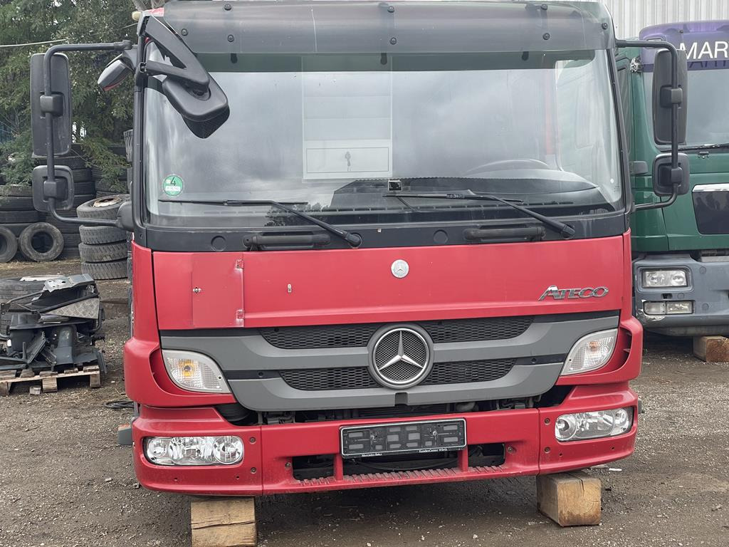 MERCEDES-BENZ ATEGO 3 - Cabine voor Vrachtwagen: afbeelding 2 MERCEDES-BENZ ATEGO 3 - Cabine voor Vrachtwagen: afbeelding 2