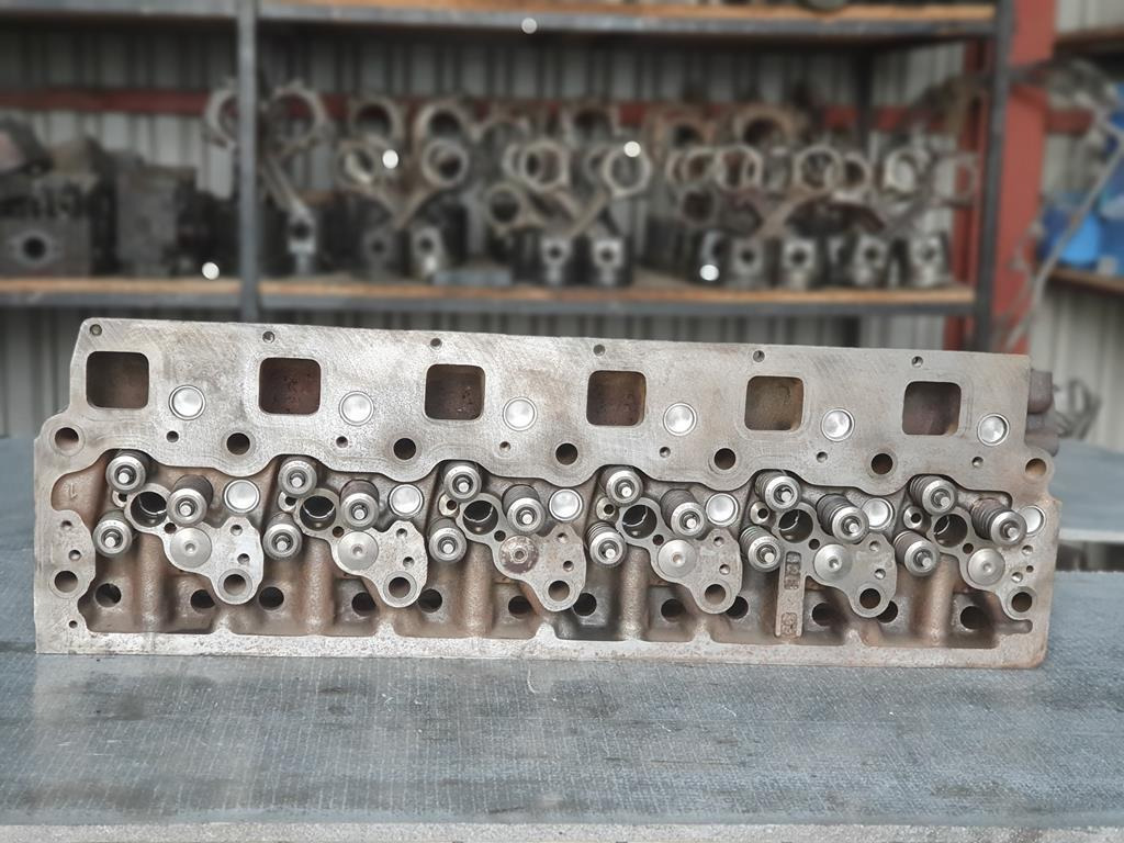 MERCEDES-BENZ ATEGO OM 906 - 6 CYLINDER - Cilinderkop voor Vrachtwagen: afbeelding 3 MERCEDES-BENZ ATEGO OM 906 - 6 CYLINDER - Cilinderkop voor Vrachtwagen: afbeelding 3