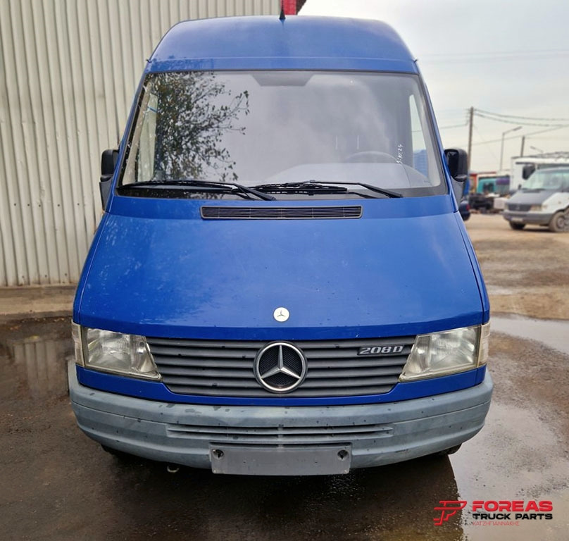 MERCEDES SPRINTER OM601 - Cabine voor Bedrijfswagen: afbeelding 2 MERCEDES SPRINTER OM601 - Cabine voor Bedrijfswagen: afbeelding 2