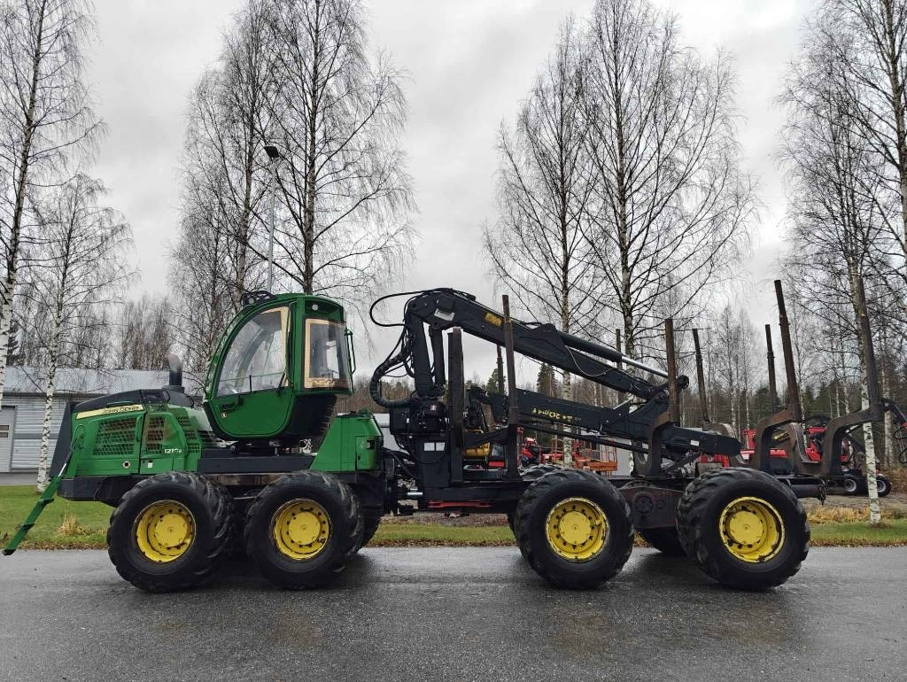 John Deere 1210 E - Forwarder: afbeelding 2 John Deere 1210 E - Forwarder: afbeelding 2