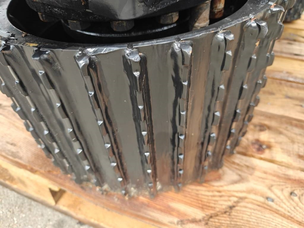 Boomvelkop Komatsu 360.2: afbeelding 11 Boomvelkop Komatsu 360.2: afbeelding 11