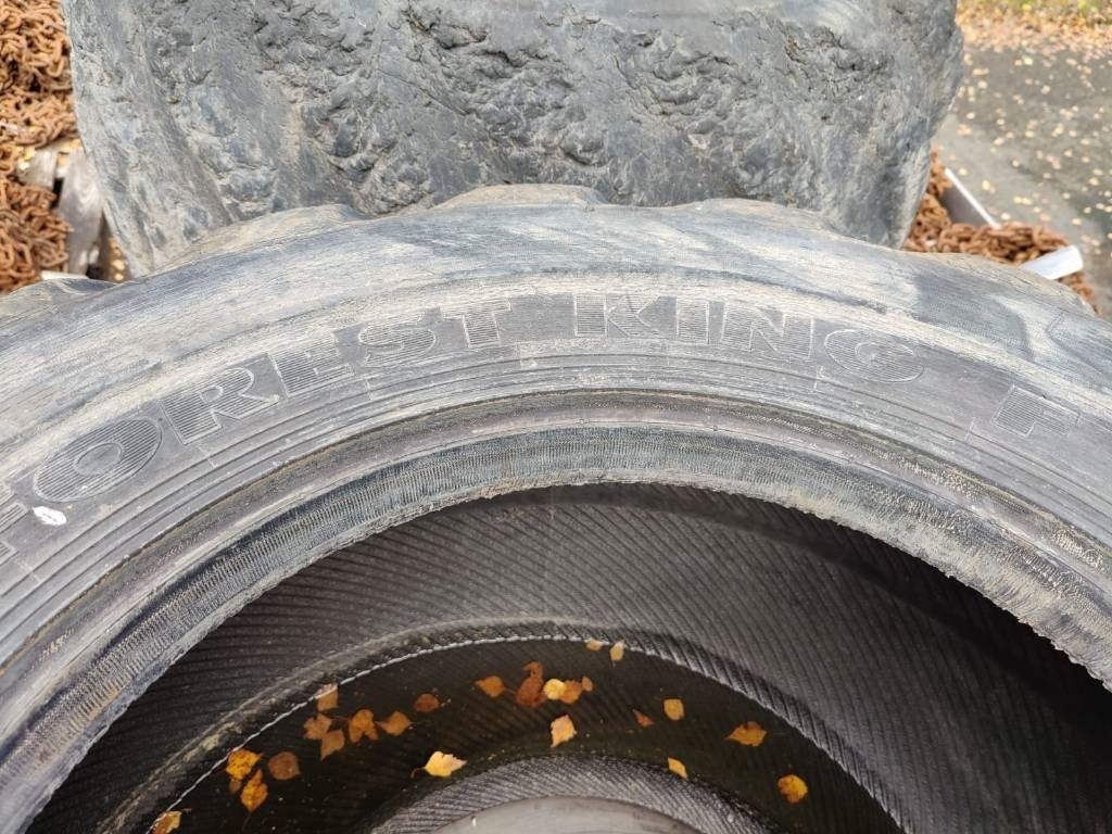 Nokian 800/40-26,5 - Band voor Bosbouwmachine: afbeelding 4 Nokian 800/40-26,5 - Band voor Bosbouwmachine: afbeelding 4