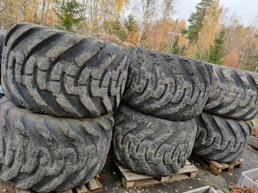 Nokian 800/40-26,5 - Band voor Bosbouwmachine: afbeelding 1 Nokian 800/40-26,5 - Band voor Bosbouwmachine: afbeelding 1