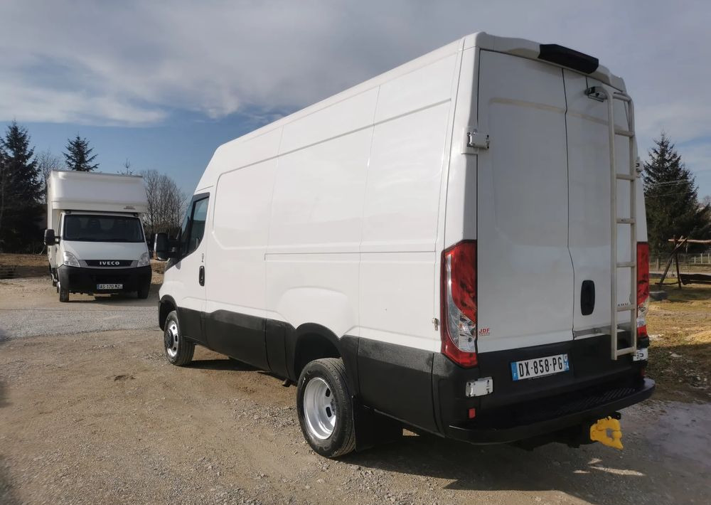 Iveco 35C13 Daily L3H2 bliźniak Klima 2.3-130KM 6-biegów Hak podwójne koła 35-130 L4H2 - Gesloten bestelwagen: afbeelding 3 Iveco 35C13 Daily L3H2 bliźniak Klima 2.3-130KM 6-biegów Hak podwójne koła 35-130 L4H2 - Gesloten bestelwagen: afbeelding 3