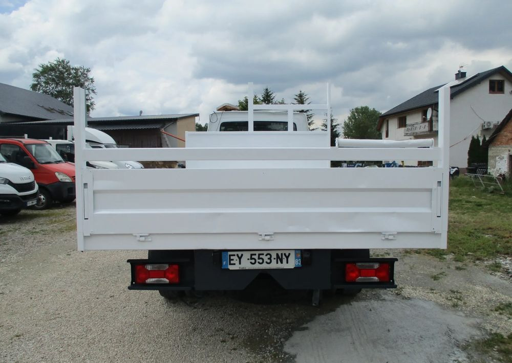 Iveco Daily 3.0 na bliźniaku 70C18 skrzynia, laweta, rama, HDS, 70-180 kiper - Vrachtwagen met open laadbak: afbeelding 4 Iveco Daily 3.0 na bliźniaku 70C18 skrzynia, laweta, rama, HDS, 70-180 kiper - Vrachtwagen met open laadbak: afbeelding 4