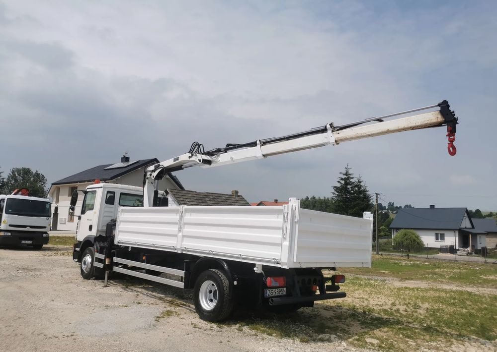 MAN TGM 15.240 Żuraw HDS HIAB + kiper wywrotka + Płyta czołowa Mały przebieg Klima - Kipper vrachtwagen: afbeelding 3 MAN TGM 15.240 Żuraw HDS HIAB + kiper wywrotka + Płyta czołowa Mały przebieg Klima - Kipper vrachtwagen: afbeelding 3