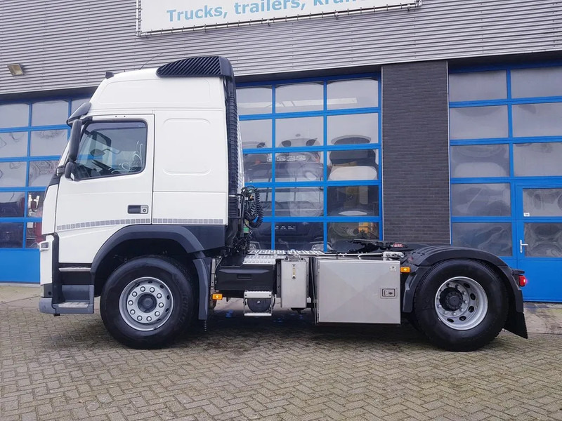 Volvo FM 380 ADR EX/II EX/III FL AT Hydrauliek Euro 6 - Trekker: afbeelding 3 Volvo FM 380 ADR EX/II EX/III FL AT Hydrauliek Euro 6 - Trekker: afbeelding 3