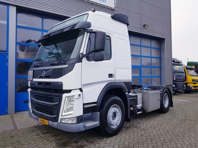Volvo FM 380 ADR EX/II EX/III FL AT Hydrauliek Euro 6 - Trekker: afbeelding 1 Volvo FM 380 ADR EX/II EX/III FL AT Hydrauliek Euro 6 - Trekker: afbeelding 1