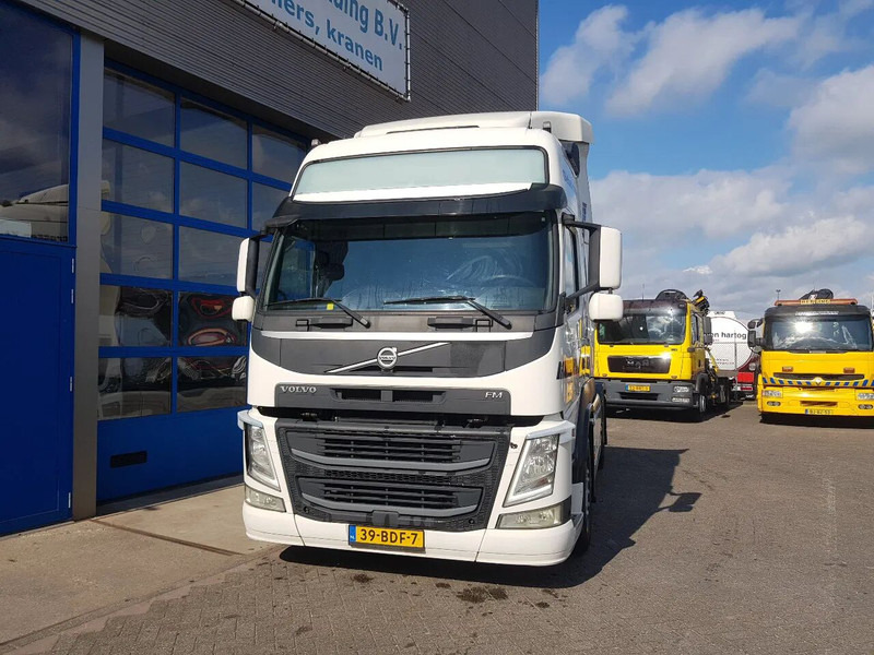 Volvo FM 420 Globetrotter XL Double tank - Trekker: afbeelding 2 Volvo FM 420 Globetrotter XL Double tank - Trekker: afbeelding 2
