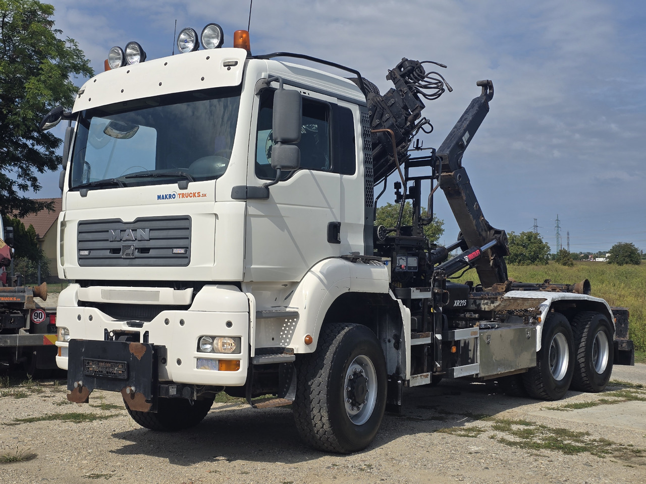 MAN TGA 26.440 6X6 / HOOK SYSTEM / HIAB 166D REMOTE SPECIAL PRICE ONLY THIS YEAR - Haakarmsysteem vrachtwagen, Kraanwagen: afbeelding 2 MAN TGA 26.440 6X6 / HOOK SYSTEM / HIAB 166D REMOTE SPECIAL PRICE ONLY THIS YEAR - Haakarmsysteem vrachtwagen, Kraanwagen: afbeelding 2