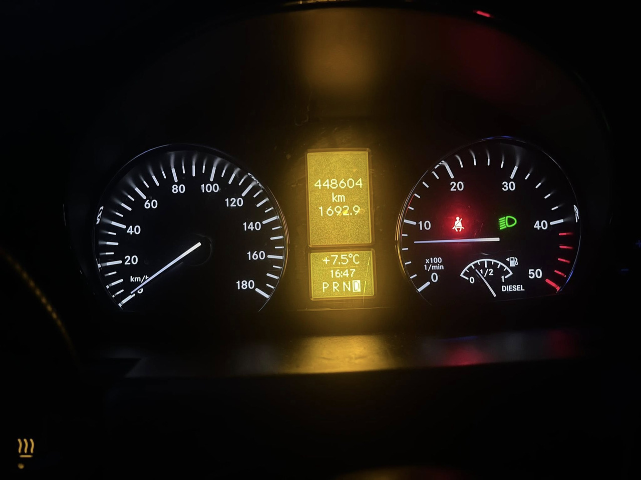 Leasing MERCEDES-BENZ Sprinter 319 - Light AMBULANCE / shvydka dopomo MERCEDES-BENZ Sprinter 319 - Light AMBULANCE / shvydka dopomo: afbeelding 15