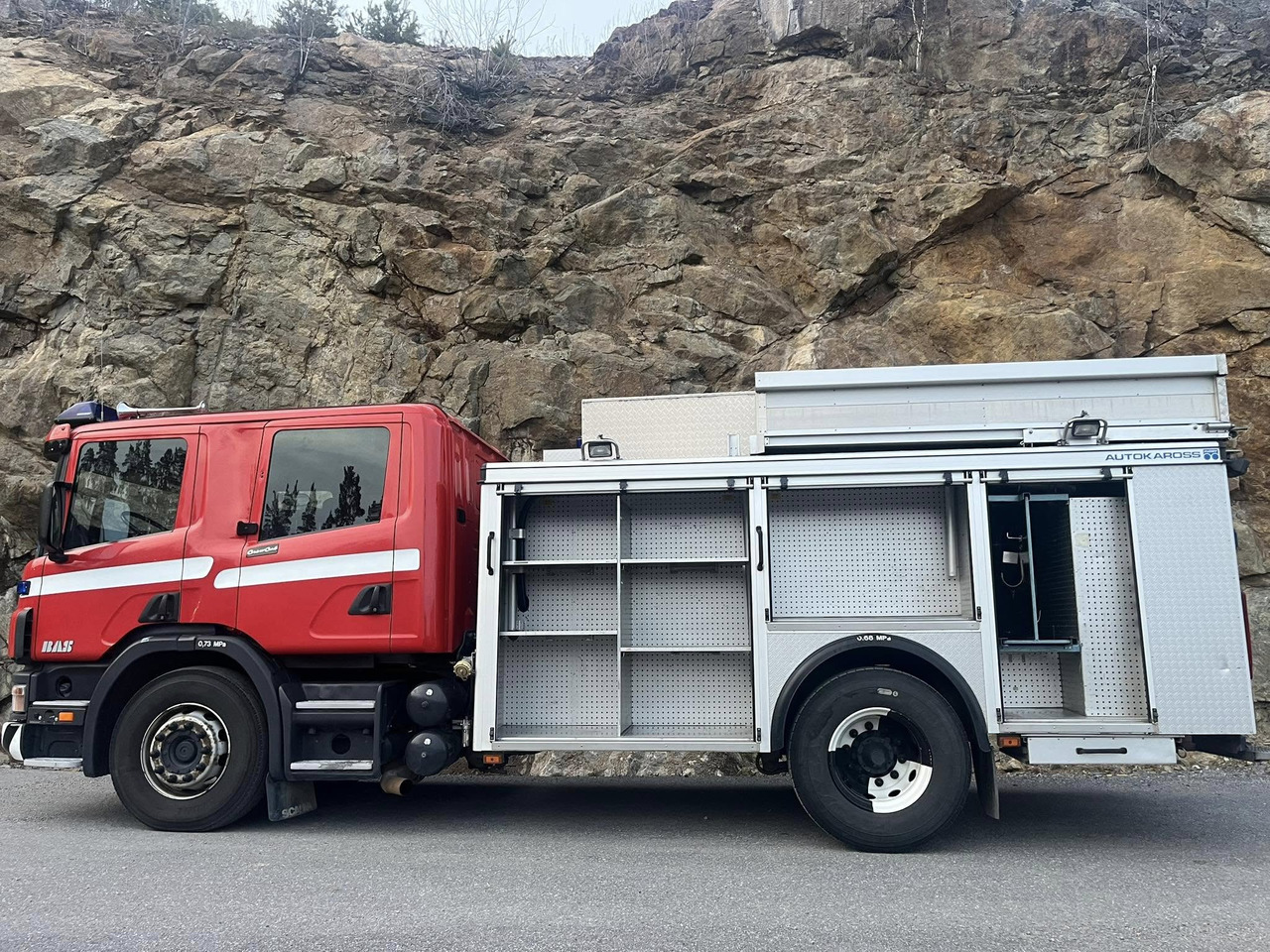 Scania P94GB 4x2 NA 310 - fire engine - RESERVERAD !! - Brandweerwagen: afbeelding 3 Scania P94GB 4x2 NA 310 - fire engine - RESERVERAD !! - Brandweerwagen: afbeelding 3