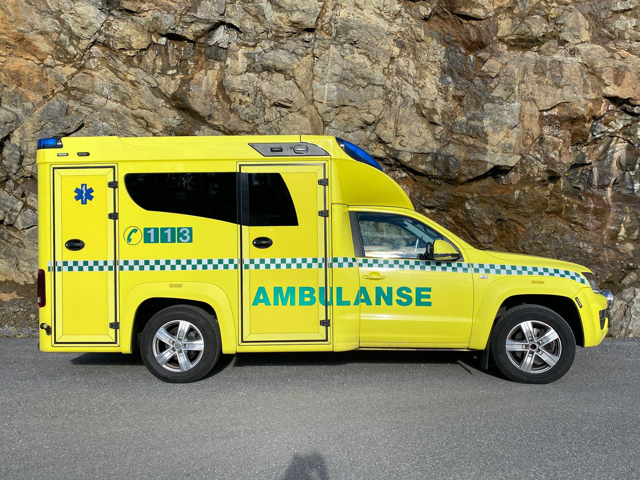 VOLKSWAGEN Amarok XL 4motions - Ambulance: afbeelding 4 VOLKSWAGEN Amarok XL 4motions - Ambulance: afbeelding 4